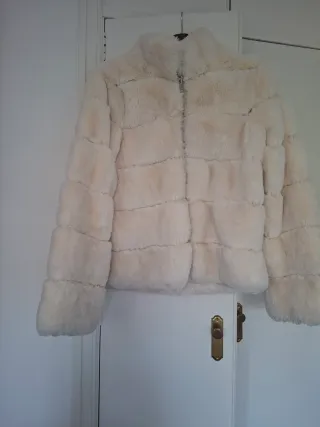 Chaqueta pelo sintético blanco talla XL