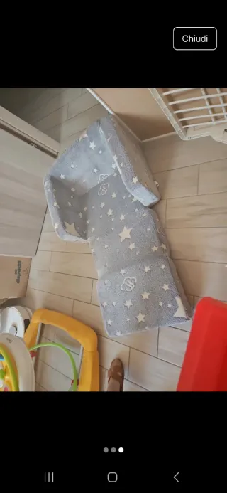 Lettino per bambini con stelle