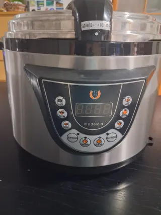 Olla Programable GM Modelo D 8 litros
Tamaño gran