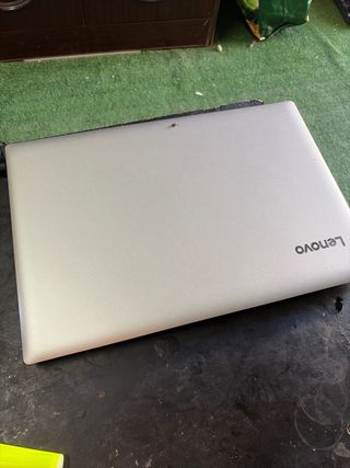 Portátil Lenovo 15,6" Ryzen 3 2200U 500GB