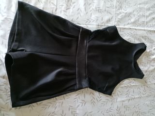 Mono de vestir negro encaje