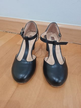 Zapatos Azul Marino de tacón con tira