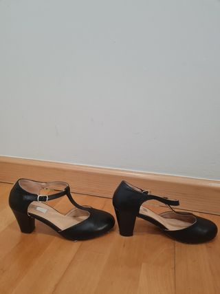 Zapatos Azul Marino de tacón con tira