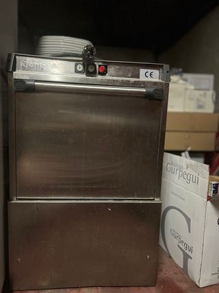 Lavaplatos y vasos Jemi
