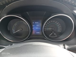 TOYOTA AURIS 2016