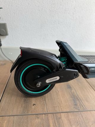 Patinete Eléctrico Cecotec Bongo Y65