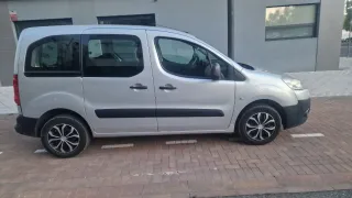Peugeot Partner 2011