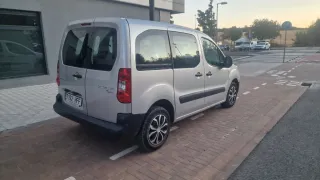 Peugeot Partner 2011
