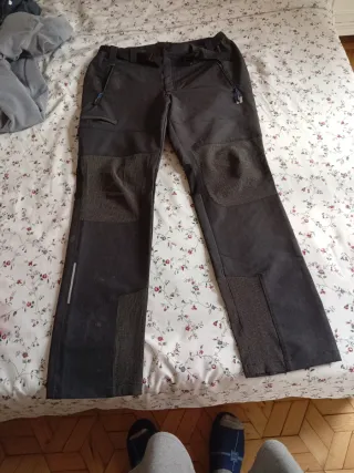 Pantalón de montaña Joluvi gris