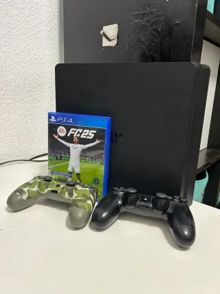 Consola PS4 + 2 Mandos + Juego FIFA 25