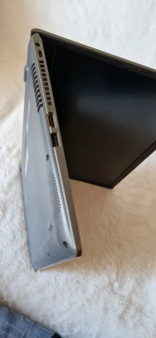 Portátil Asus i7 Gris