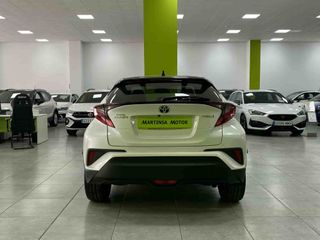 Toyota C-HR Advance 1.8 125He-CVT HEV Espectacular