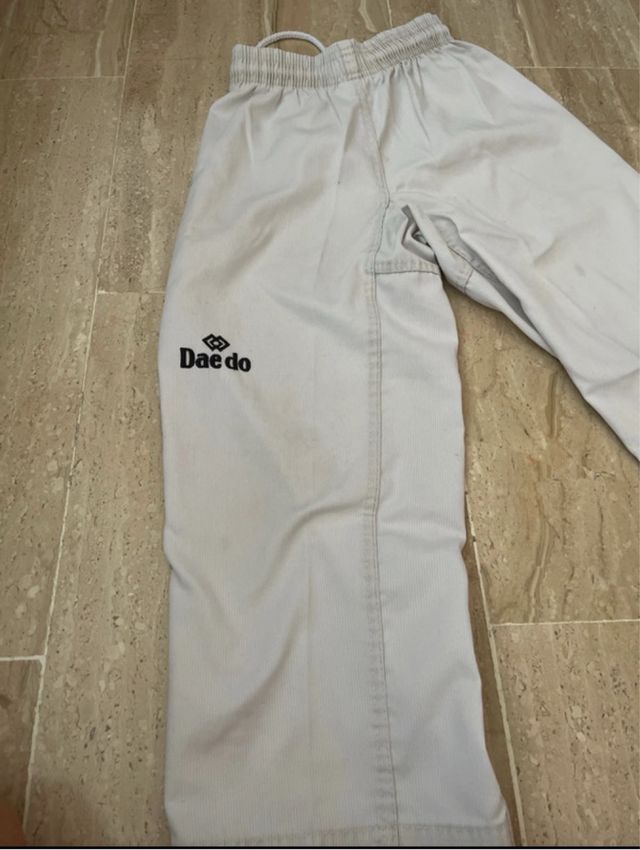 Dobok Taekwondo Daedo 8-10 anni