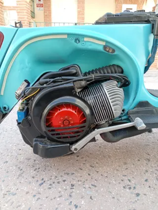 Vespa Cosa 200cc Azul