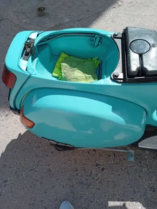 Vespa Cosa 200cc Azul
