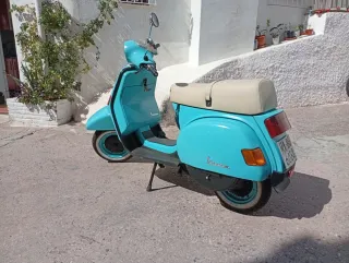 Vespa Cosa 200cc Azul