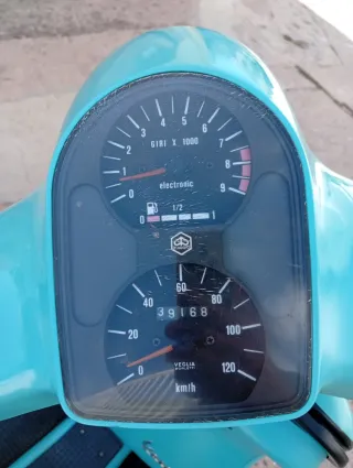 Vespa Cosa 200cc Azul