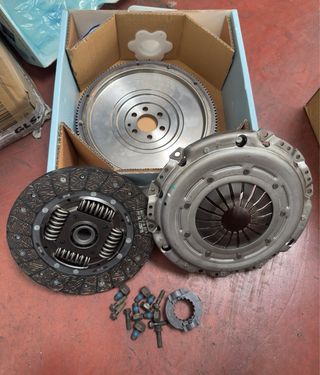 Kit embrague bimasa y volante motor