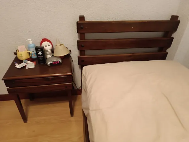 Mesilla de noche de madera, vintage 