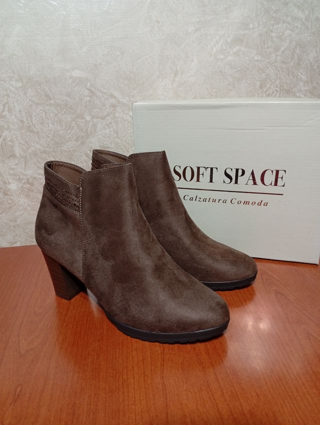 Stivaletti marrone donna tacco 40 nuovi