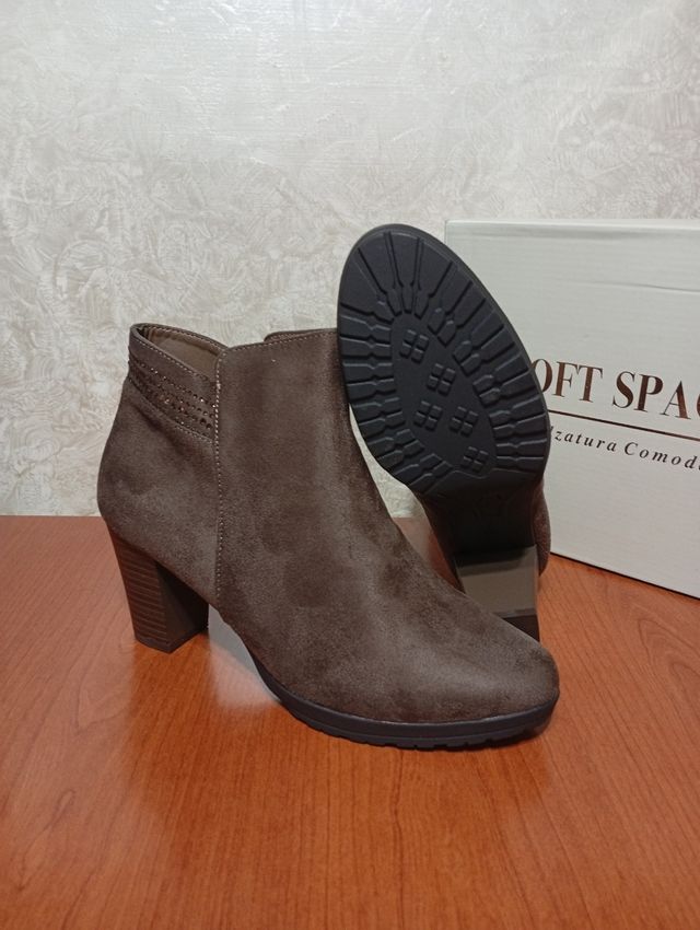 Stivaletti marrone donna tacco 40 nuovi