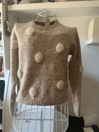 Jersey Bershka beige pompones blancos Talla S