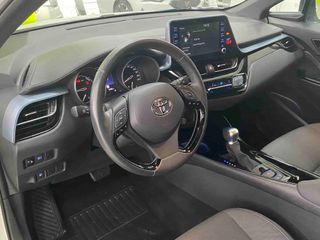 Toyota C-HR Advance 1.8 125He-CVT HEV Espectacular