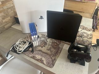 Consola PS4 (PlayStation 4) Negra + Juegos 