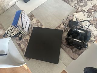 Consola PS4 (PlayStation 4) Negra + Juegos 