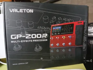 Valeton GP-200R Pedalera Multiefectos