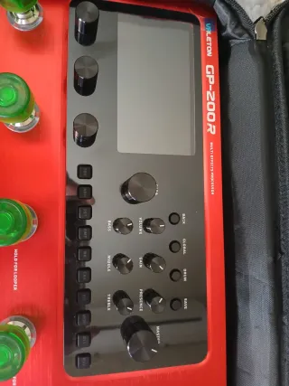 Valeton GP-200R Pedalera Multiefectos