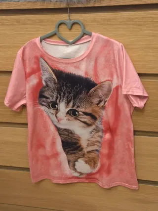 T-shirt con stampa gatto