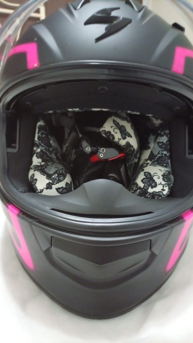 Pack Casco Scorpion Exe y Chaqueta cuero Spyke 