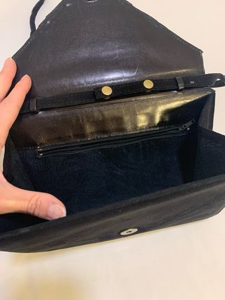 Bolso fiesta negro con detalle dorado