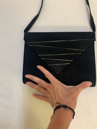 Bolso fiesta negro con detalle dorado