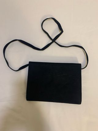 Bolso fiesta negro con detalle dorado