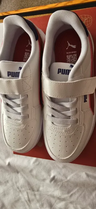 Zapatillas Puma niño rojas y blancas