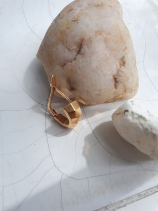 Pendiente oro 19k 825 o 20k 820 Vintage 