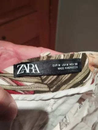 Pantalón Zara Estampado Floral Talla M