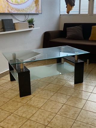 Mesa de centro de cristal y metal