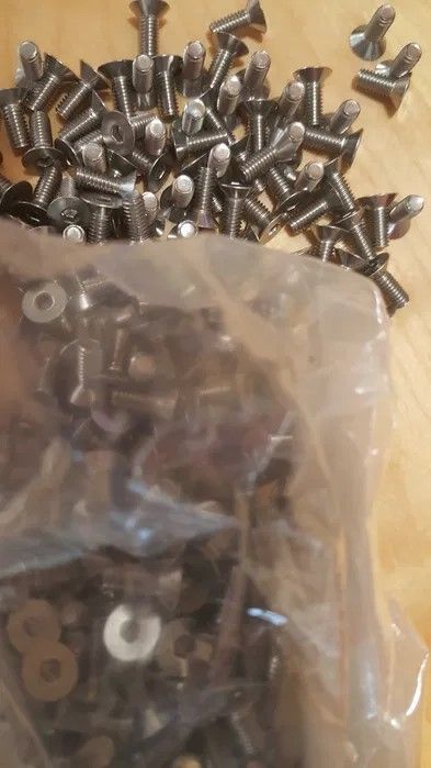 Parafusos M5 x 10 F/T A2-70