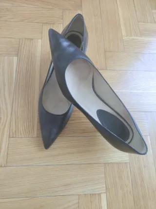 Zapatos de piel negros tacón