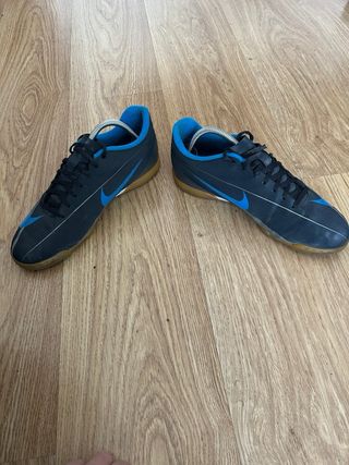 Zapatillas Fútbol Sala Nike Negras y Azules