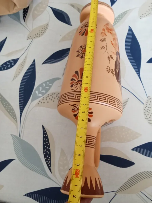 Jarrón estilo griego beige y marrón