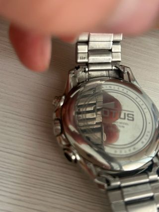 Reloj Lotus Chronograph 18526.Negro y Plateado