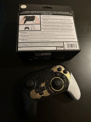 Mando Pro Controller Nintendo Switch Negro Dorado