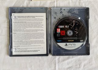 Resident Evil 4 PS5 edición con caja metálica