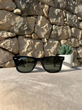 Ray-Ban Wayfarer – Nuovi, mai indossati, completi