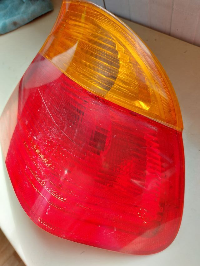 Piloto Trasero Derecho BMW E46