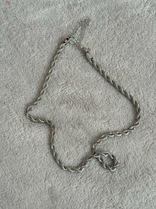 Cadena Stradivarius Plata